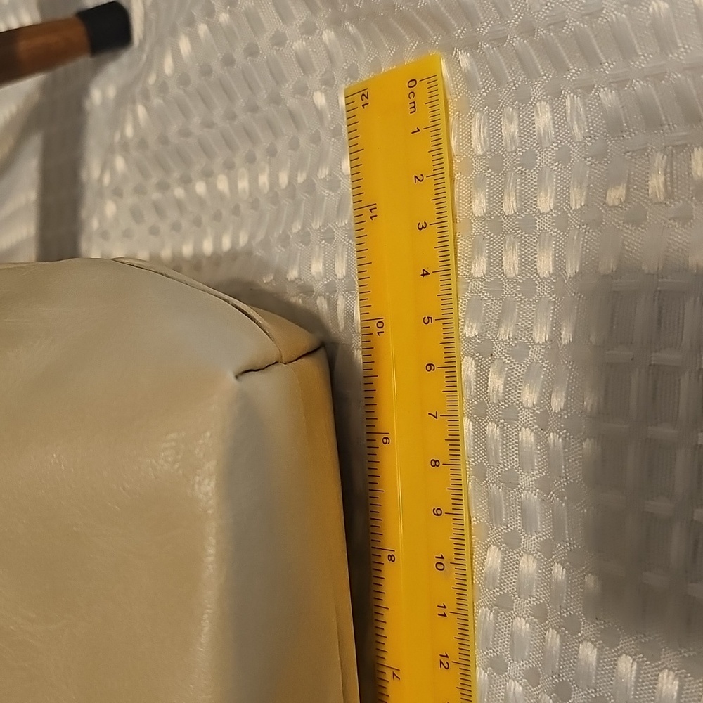 Elegant Light Brown Faux Leather Tote Bag - Picture 5 of 9